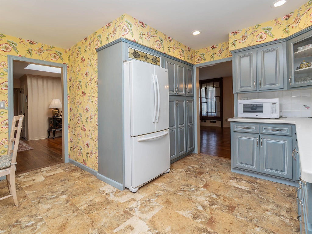 12 of 30 - 20 The Hemlocks, Roslyn Estates, NY
