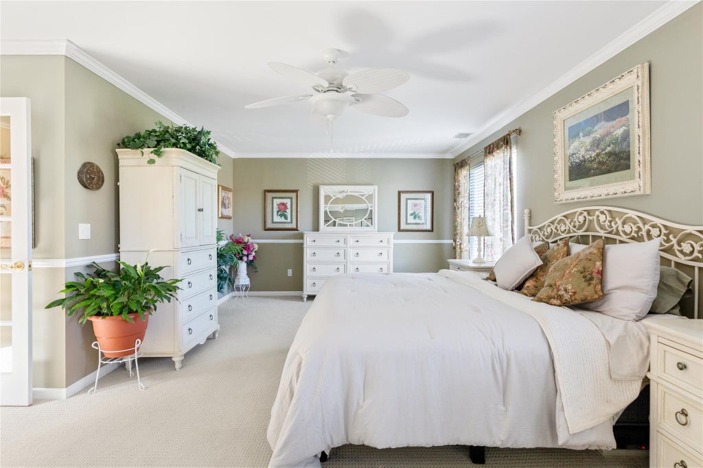 19 of 33 - 108 Hidden Ponds Circle, Smithtown, NY