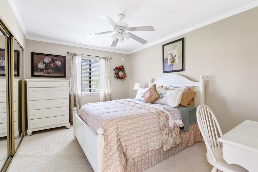 23 of 33 - 108 Hidden Ponds Circle, Smithtown, NY