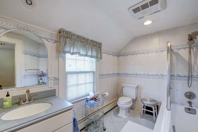 14 of 25 - 163 Wilson Avenue, Westbury, NY