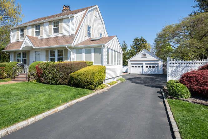 4 of 25 - 163 Wilson Avenue, Westbury, NY