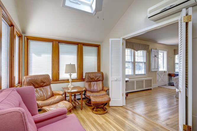 8 of 25 - 163 Wilson Avenue, Westbury, NY