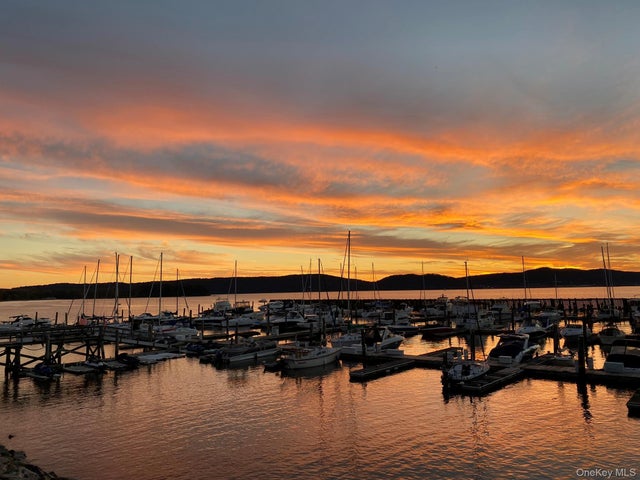 B-11 Half Moon Bay Marina # B-11, Croton-on-Hudson