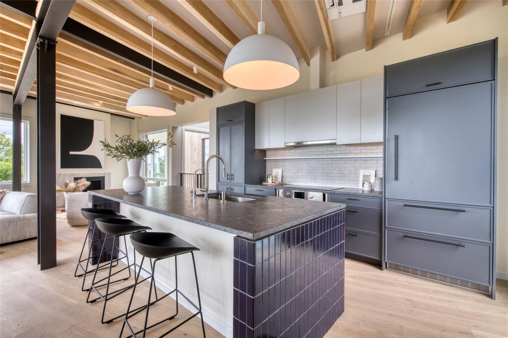 9 of 31 - 305 Narrow River Road, Orient, NY