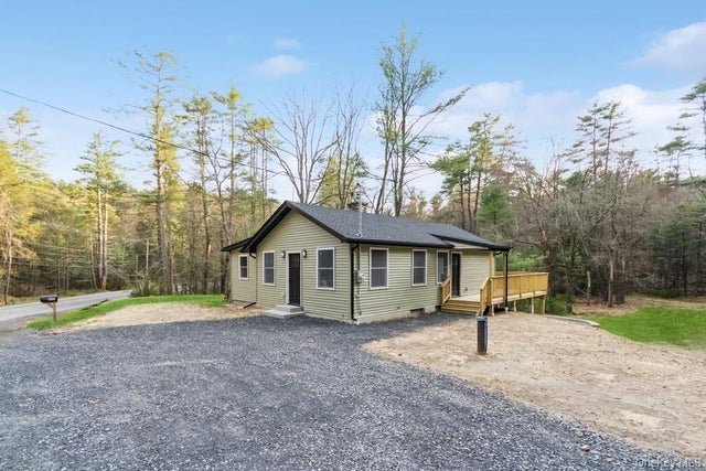 435 State Route 55, Eldred