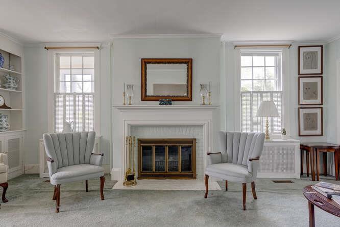 11 of 39 - 76 Argyle Avenue, Babylon, NY