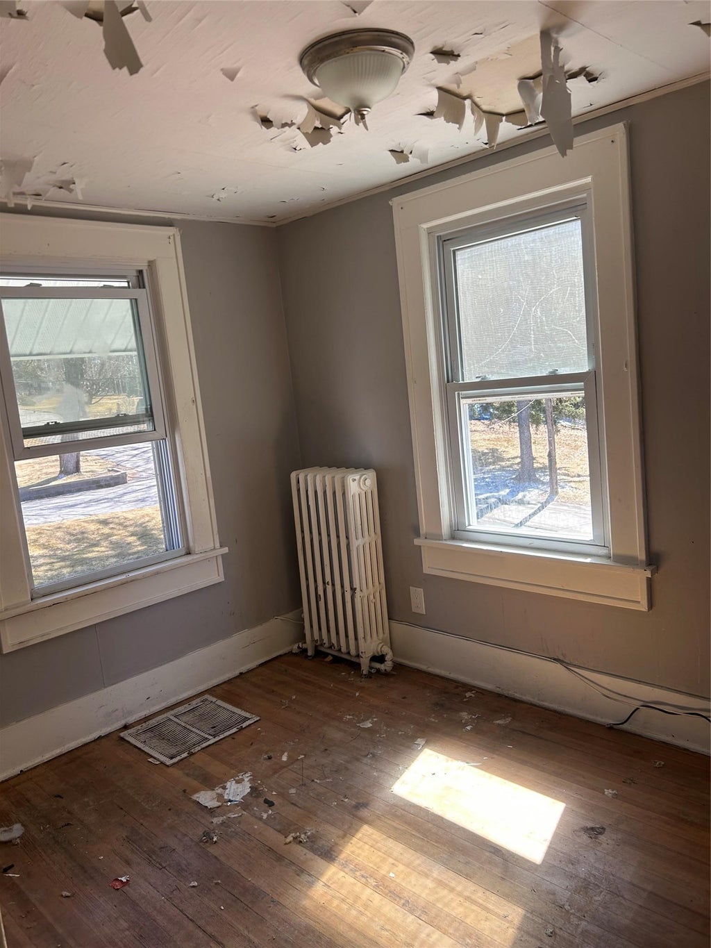 3 of 11 - 7 Balsam Drive, Liberty, NY