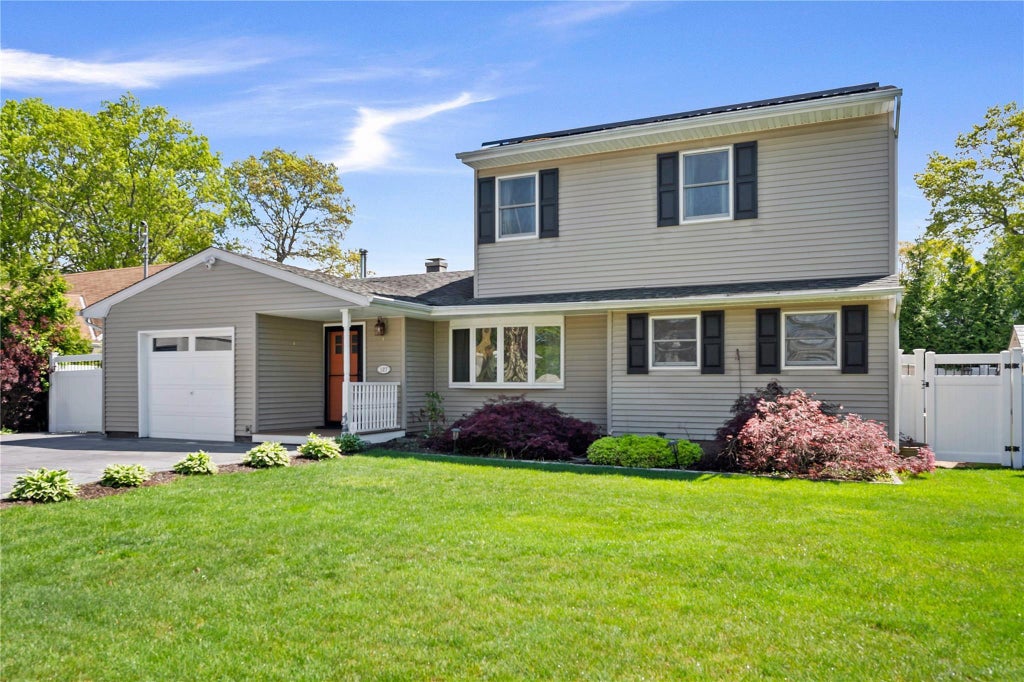 2 of 23 - 127 Avenue D, Holbrook, NY