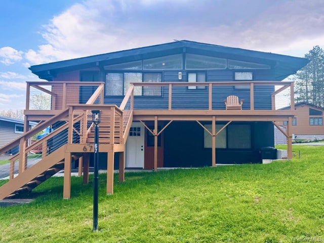 67 West Shore Road, White Lake