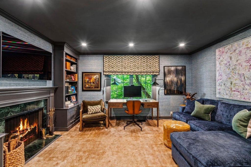 15 of 50 - 770 Chicken Valley Road, Locust Valley, NY