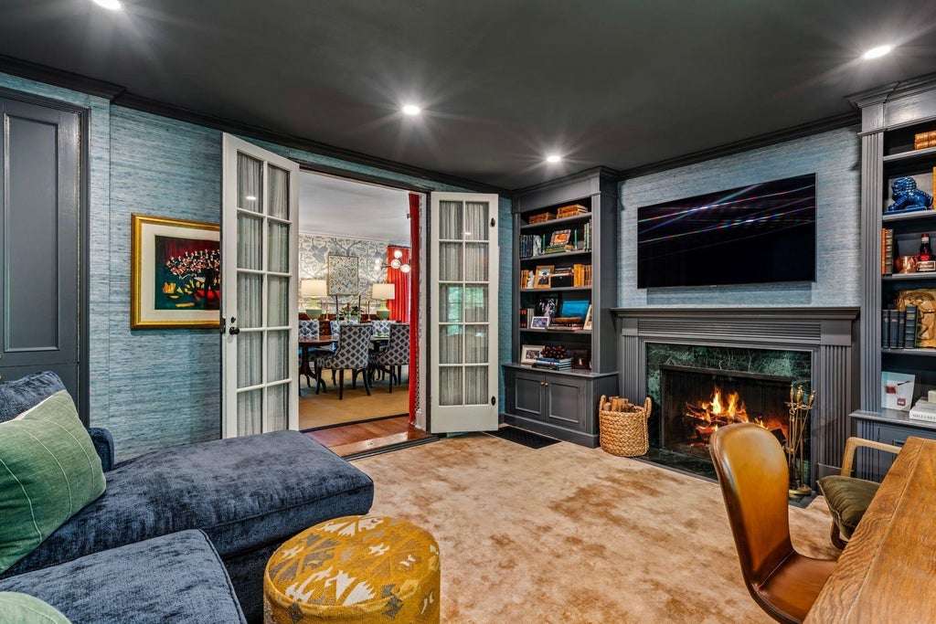 16 of 50 - 770 Chicken Valley Road, Locust Valley, NY