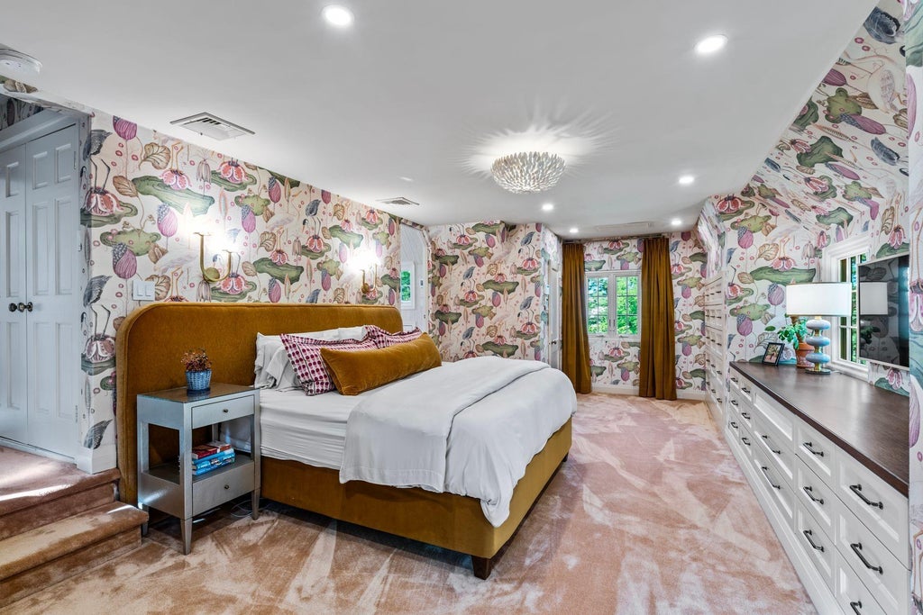 30 of 50 - 770 Chicken Valley Road, Locust Valley, NY