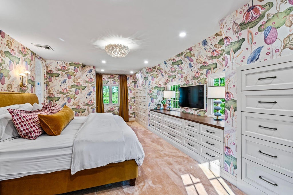 31 of 50 - 770 Chicken Valley Road, Locust Valley, NY
