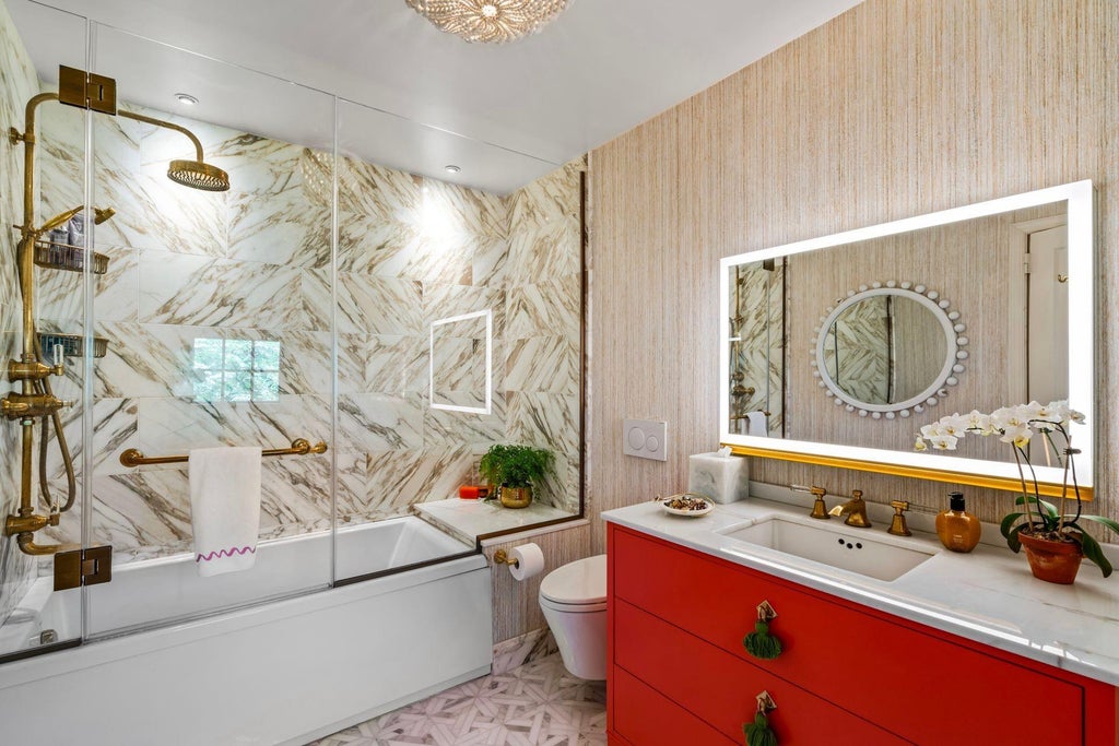 32 of 50 - 770 Chicken Valley Road, Locust Valley, NY