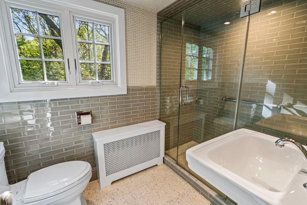 33 of 50 - 770 Chicken Valley Road, Locust Valley, NY