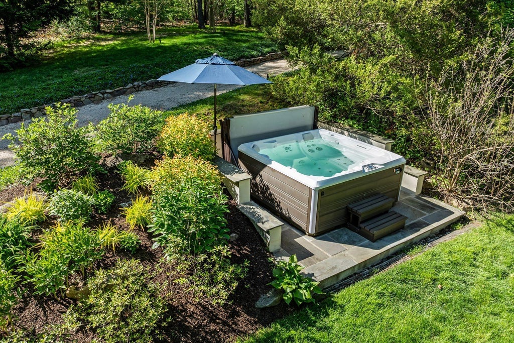 47 of 50 - 770 Chicken Valley Road, Locust Valley, NY