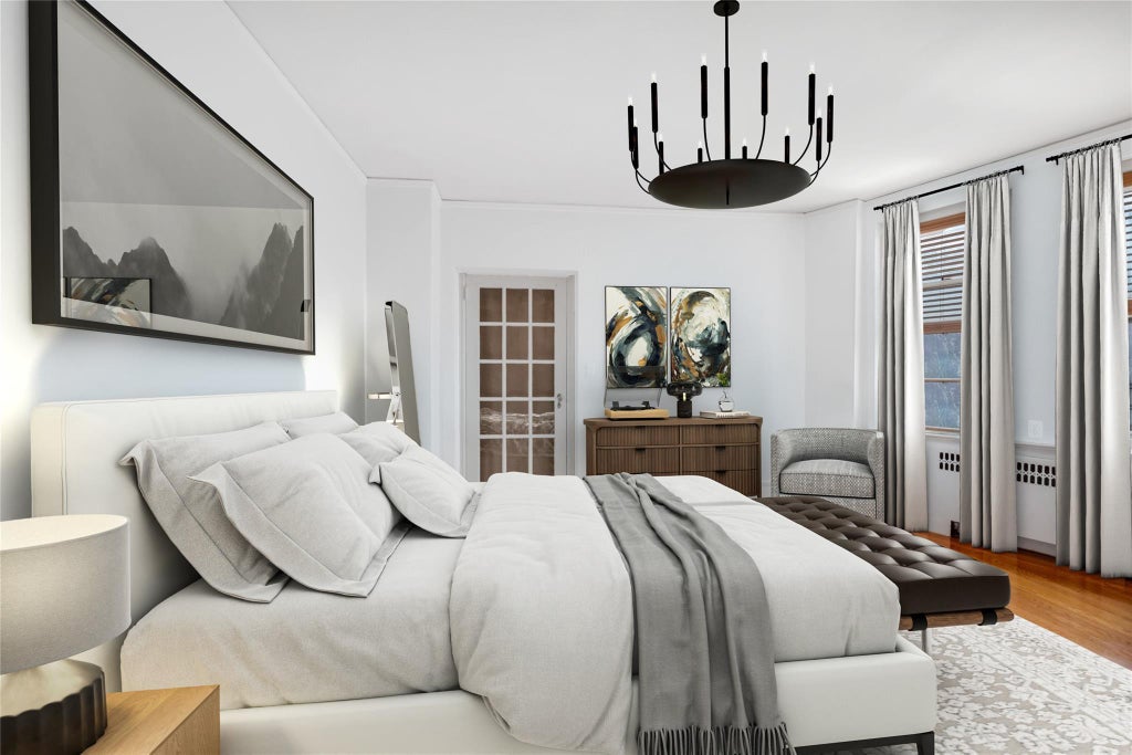 4 of 23 - 8 Barstow Road 3e, Great Neck, NY