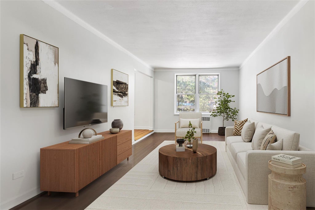 67-12 Yellowstone Blvd # C-12, Forest Hills