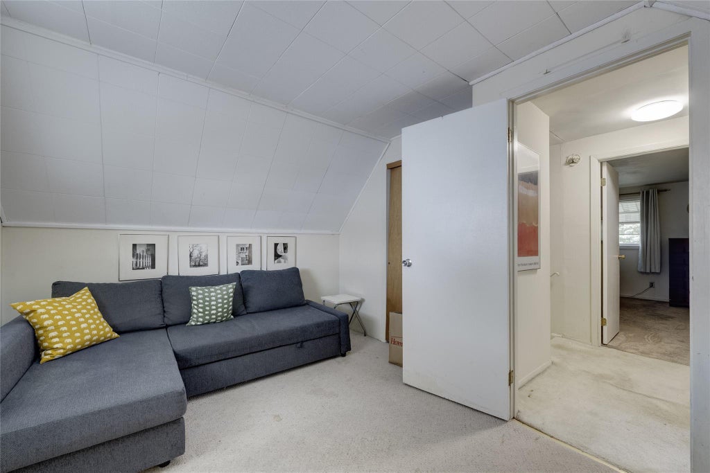 14 of 23 - 1025 Mirabelle Avenue, Westbury, NY