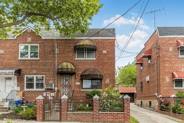 Photo of Listing #858926