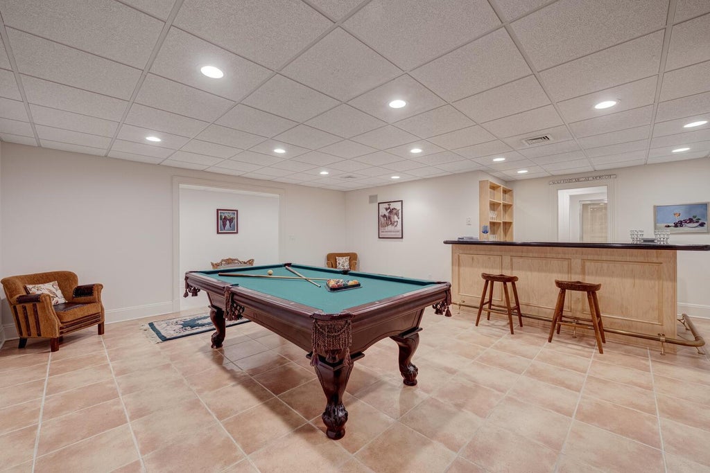 20 of 38 - 86 Old Tappen Road, Locust Valley, NY
