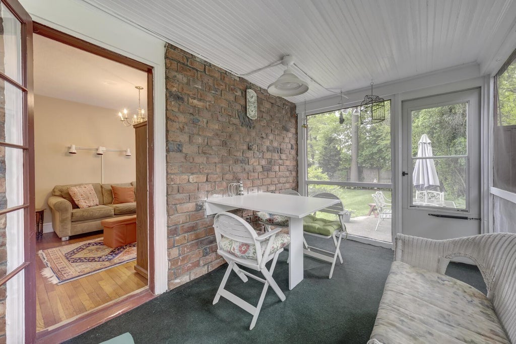 11 of 24 - 189 Meadowsweet Road, Mineola, NY