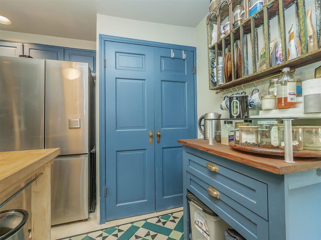 9 of 41 - 71 Park Place, Sea Cliff, NY