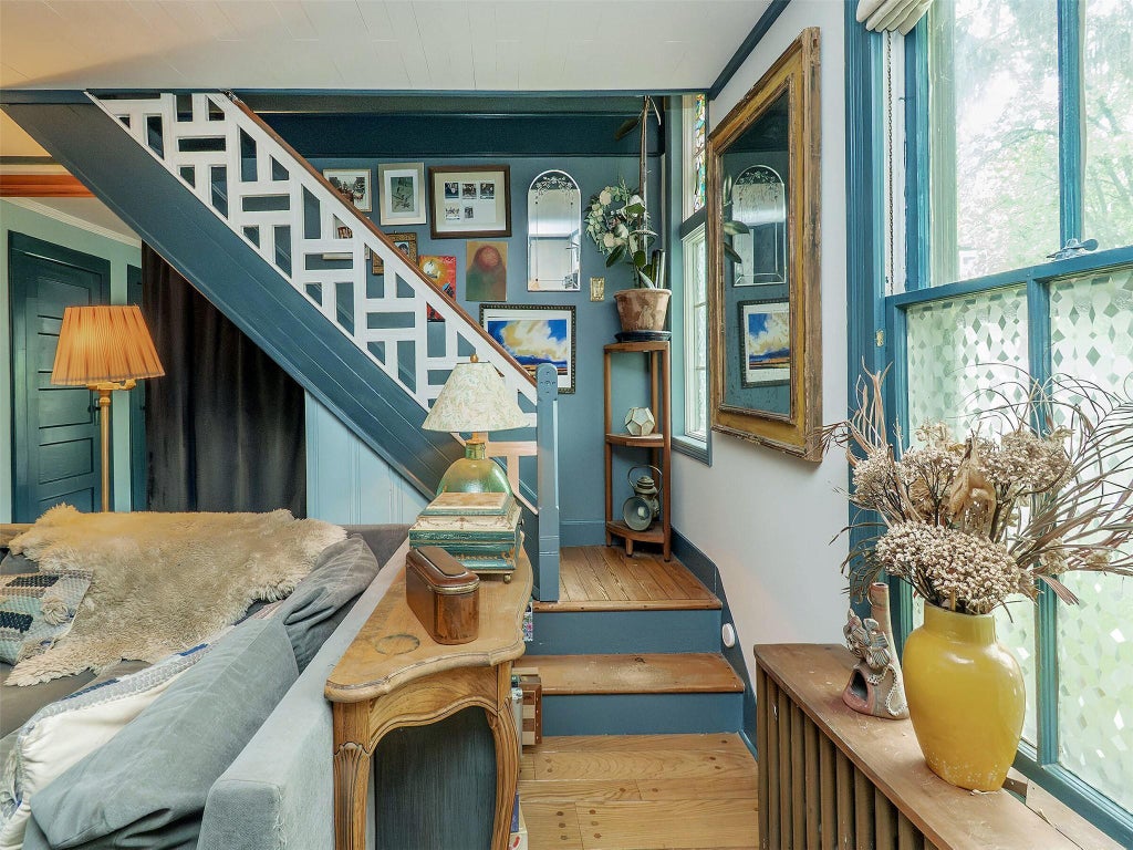 20 of 41 - 71 Park Place, Sea Cliff, NY