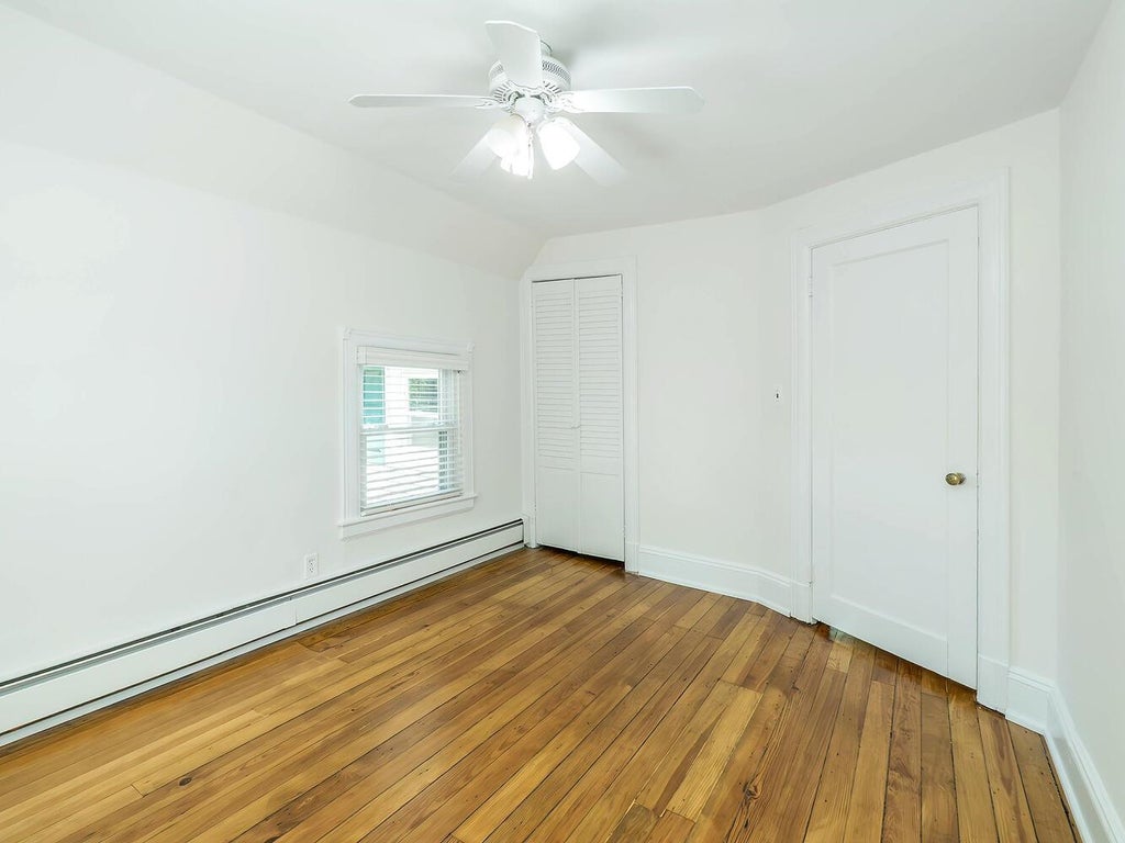 21 of 38 - 8 Glen Avenue, Sea Cliff, NY