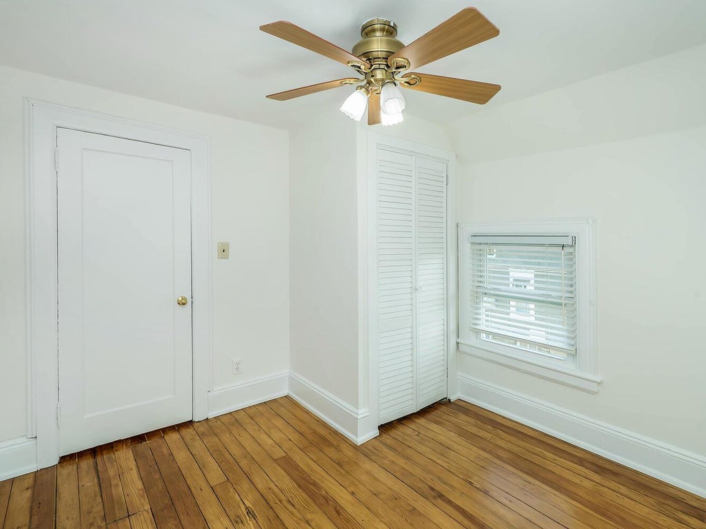 24 of 38 - 8 Glen Avenue, Sea Cliff, NY
