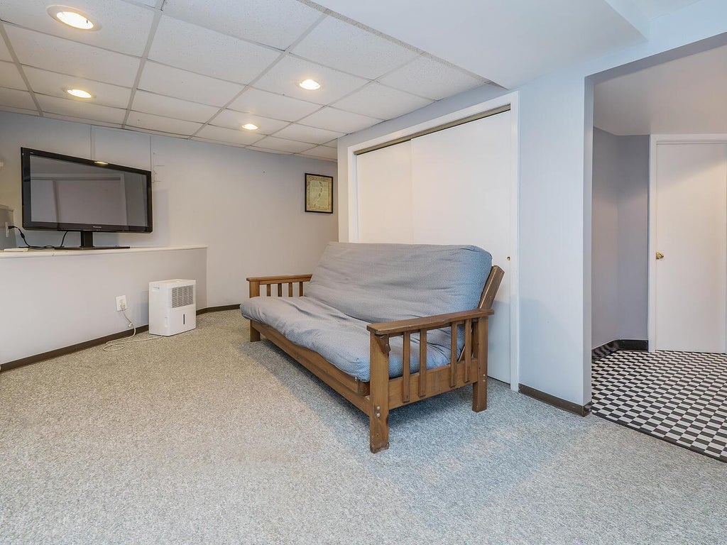 29 of 38 - 8 Glen Avenue, Sea Cliff, NY