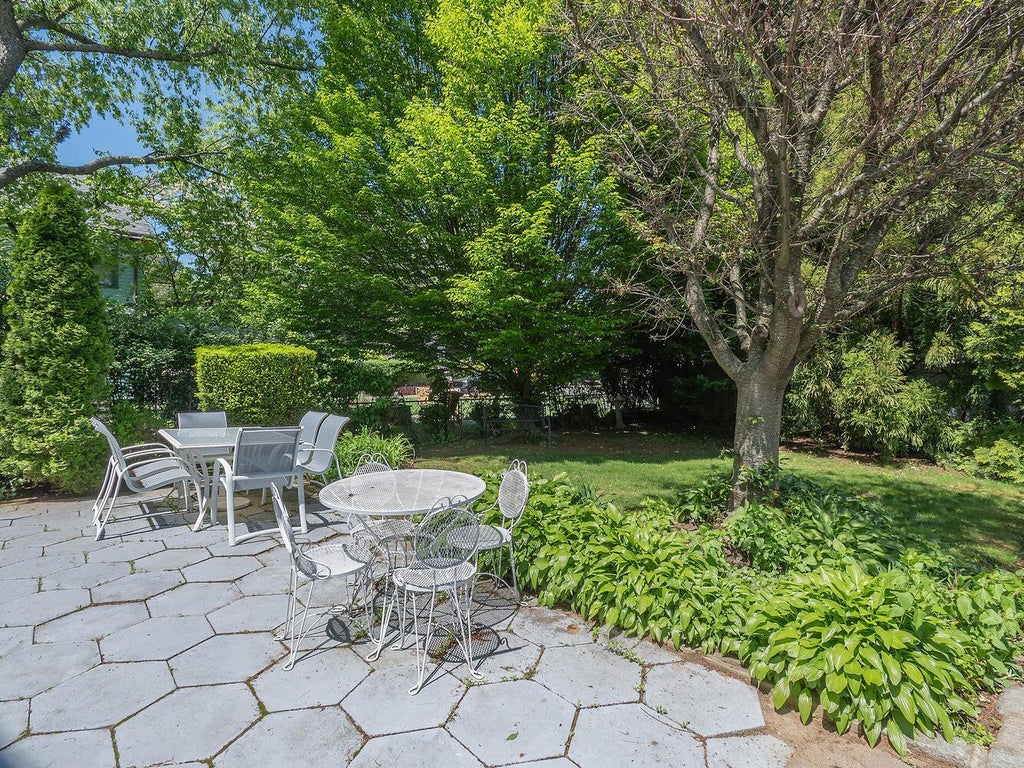 34 of 38 - 8 Glen Avenue, Sea Cliff, NY