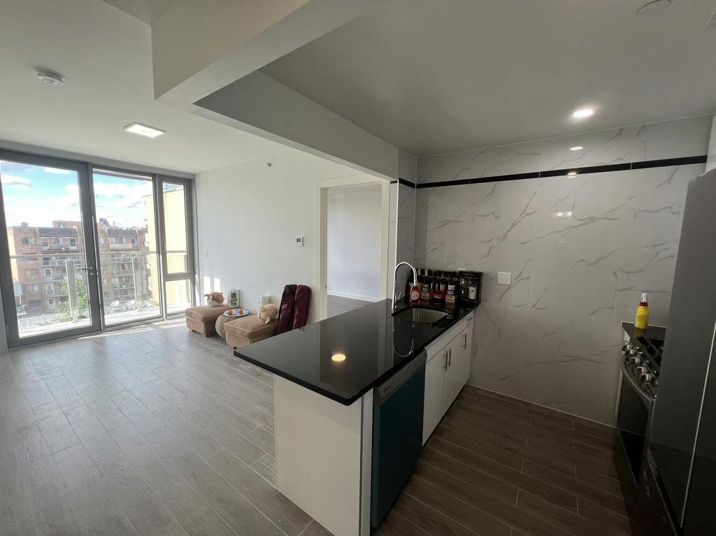 144-27 Sanford Avenue # 6l, Flushing