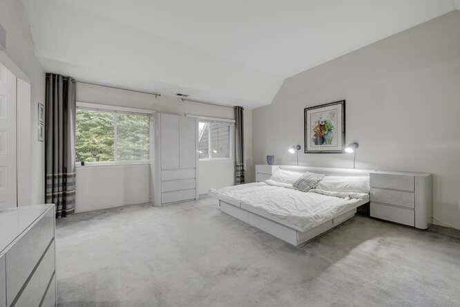24 of 30 - 141 Southgate Drive, Massapequa Park, NY