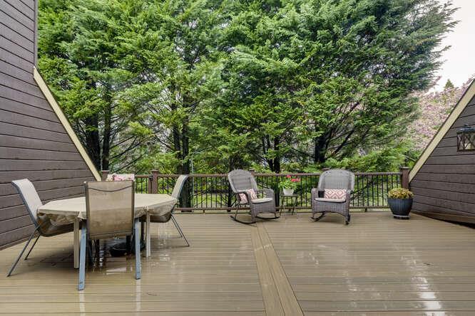 27 of 30 - 141 Southgate Drive, Massapequa Park, NY