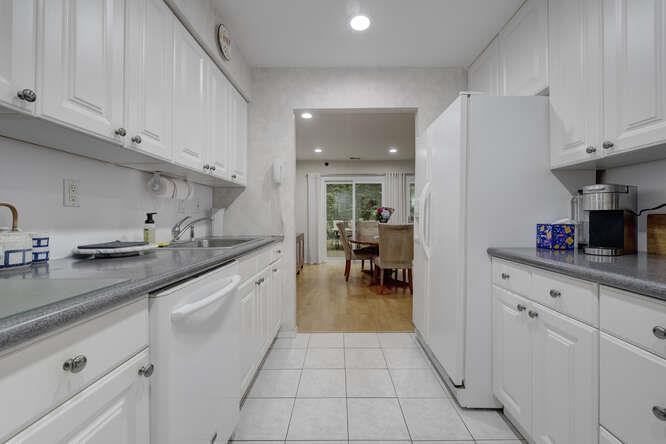 6 of 30 - 141 Southgate Drive, Massapequa Park, NY