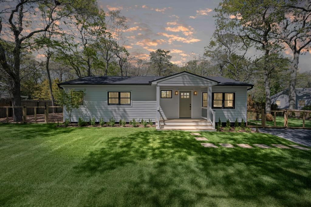 24 of 29 - 10 Shinnecock Lane, Hampton Bays, NY