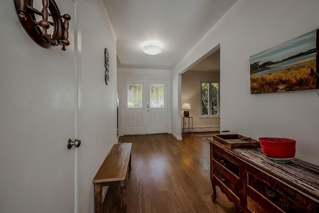 12 of 37 - 81 Patricia Lane, South Setauket, NY