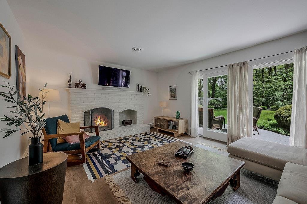 17 of 37 - 81 Patricia Lane, South Setauket, NY