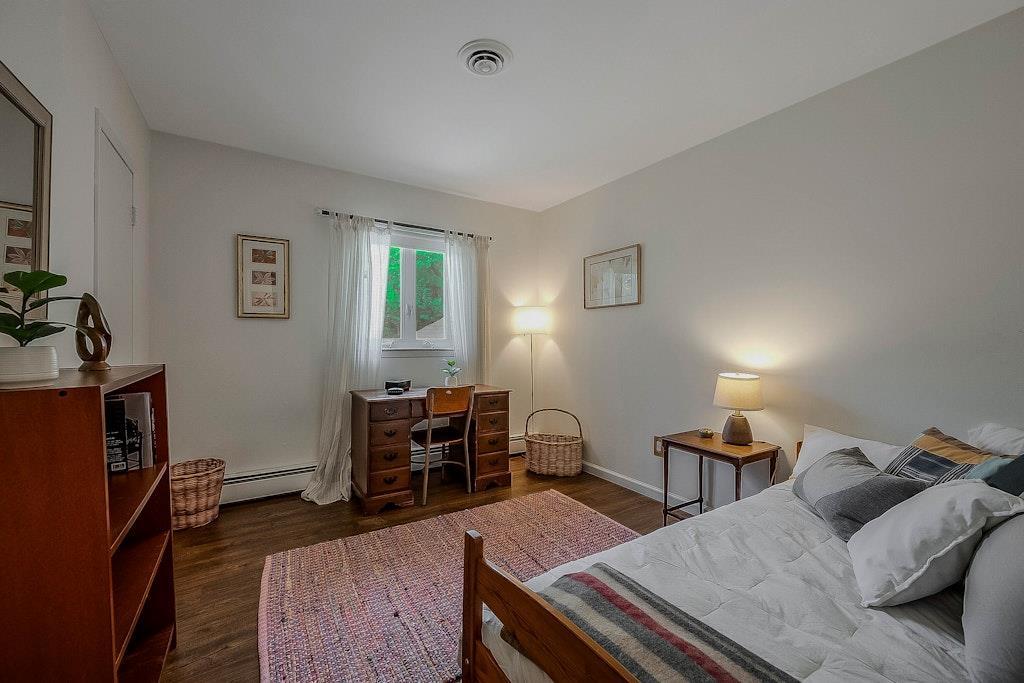 20 of 37 - 81 Patricia Lane, South Setauket, NY