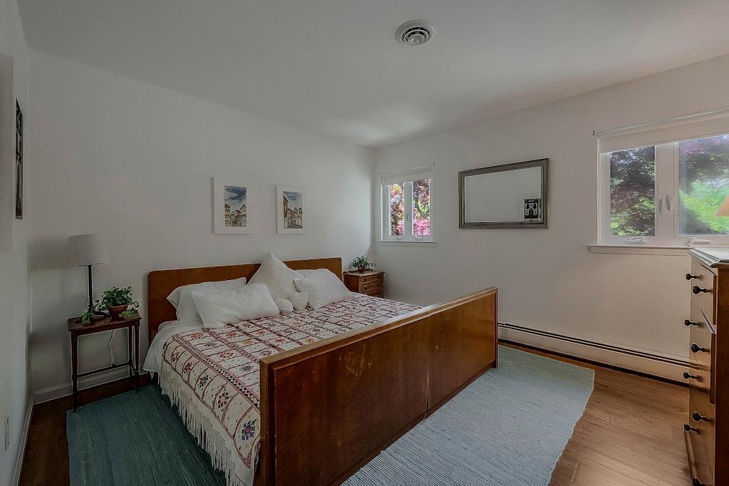 21 of 37 - 81 Patricia Lane, South Setauket, NY