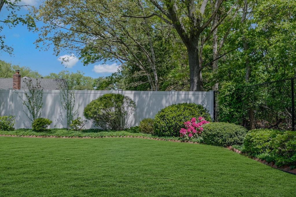31 of 37 - 81 Patricia Lane, South Setauket, NY