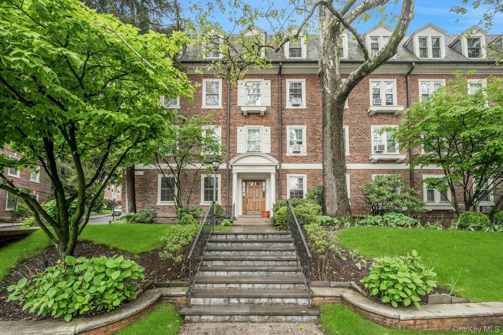 3 Alden Place # 1a, Bronxville