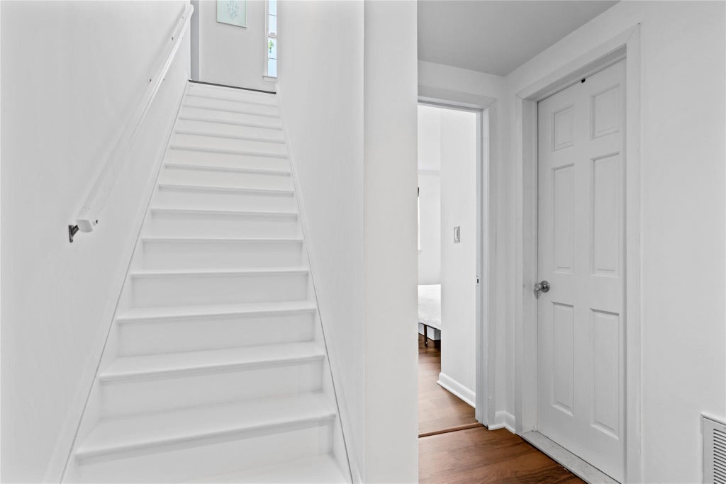 18 of 40 - 69 Bay Avenue # B, Huntington, NY