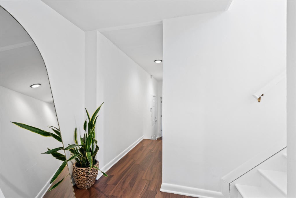 20 of 40 - 69 Bay Avenue # B, Huntington, NY