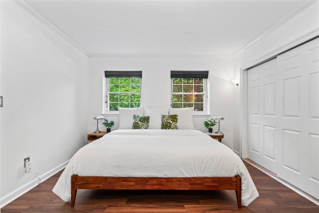 24 of 40 - 69 Bay Avenue # B, Huntington, NY