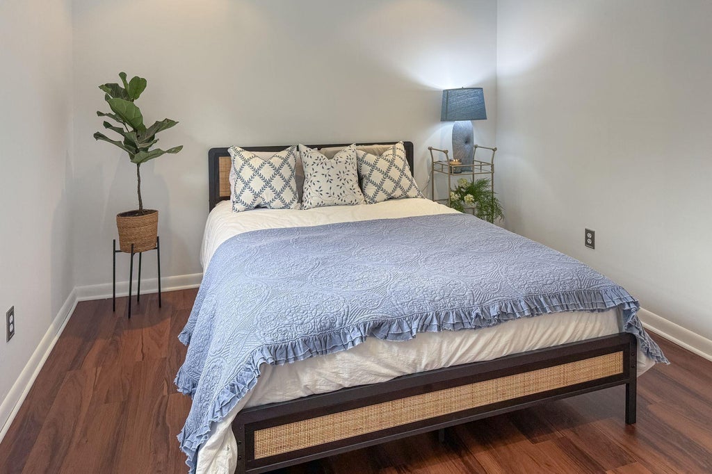 28 of 40 - 69 Bay Avenue # B, Huntington, NY