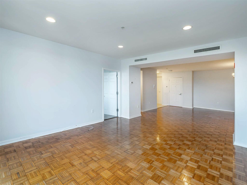9 of 25 - 100 Harbor View Drive # 515, Port Washington, NY