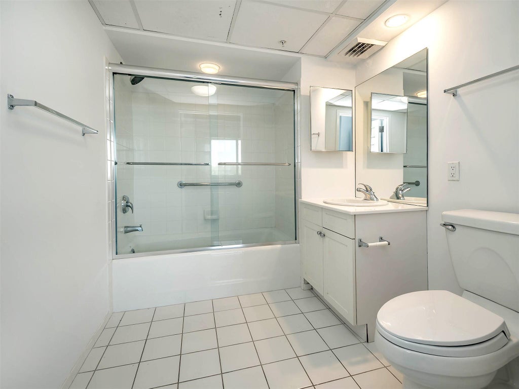 12 of 25 - 100 Harbor View Drive # 515, Port Washington, NY