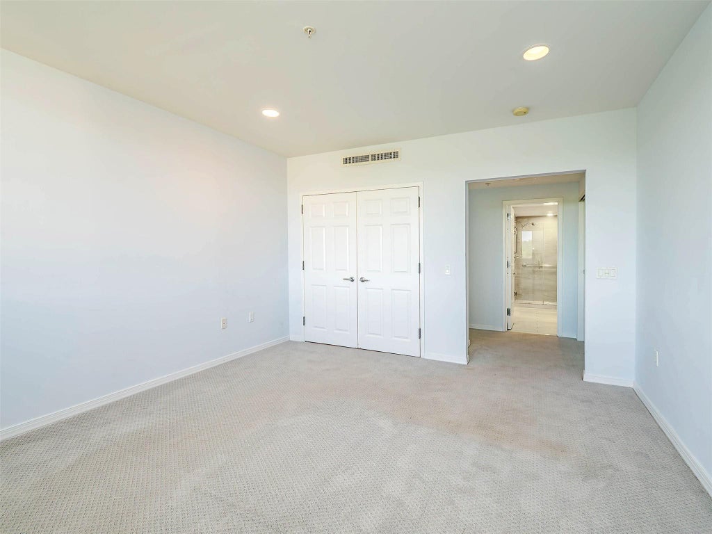 13 of 25 - 100 Harbor View Drive # 515, Port Washington, NY